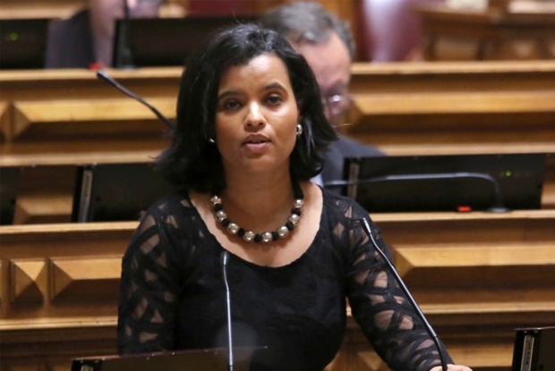 Nilza de Sena diz que Orçamento de Estado “penaliza” Agricultura ...