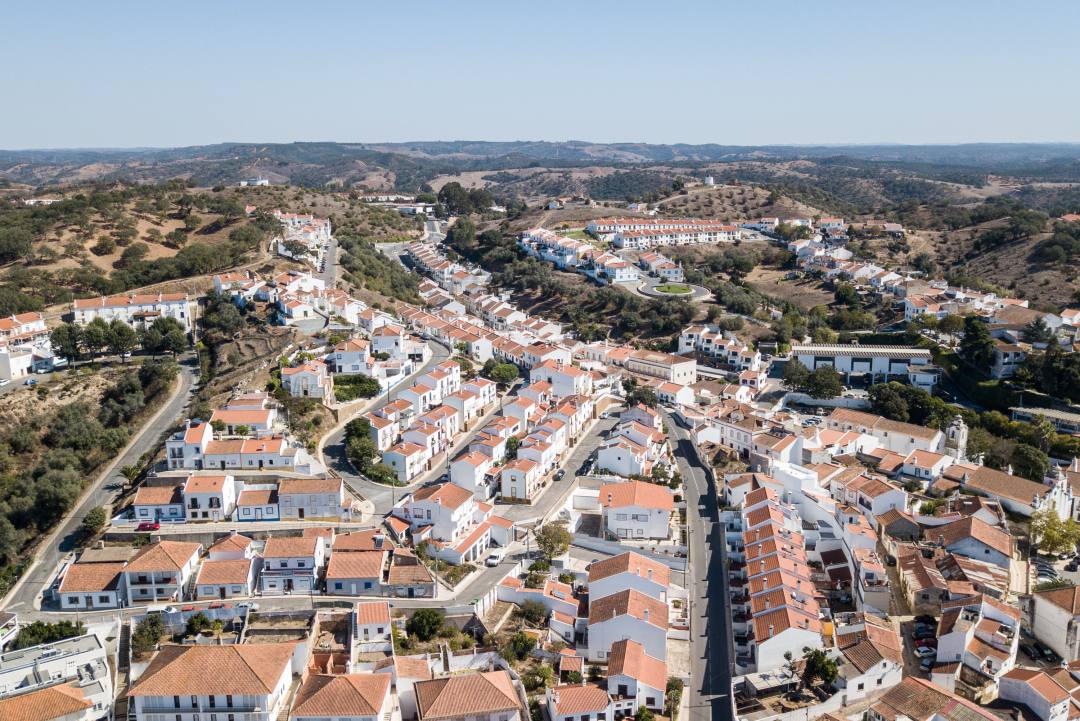 Odemira abre concurso para 25 lotes de habitação para jovens