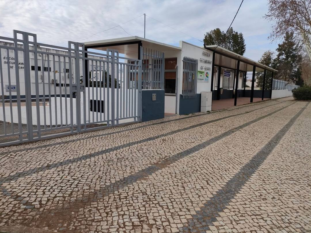 Escola de Serpa recebe financiamento a 100 por cento