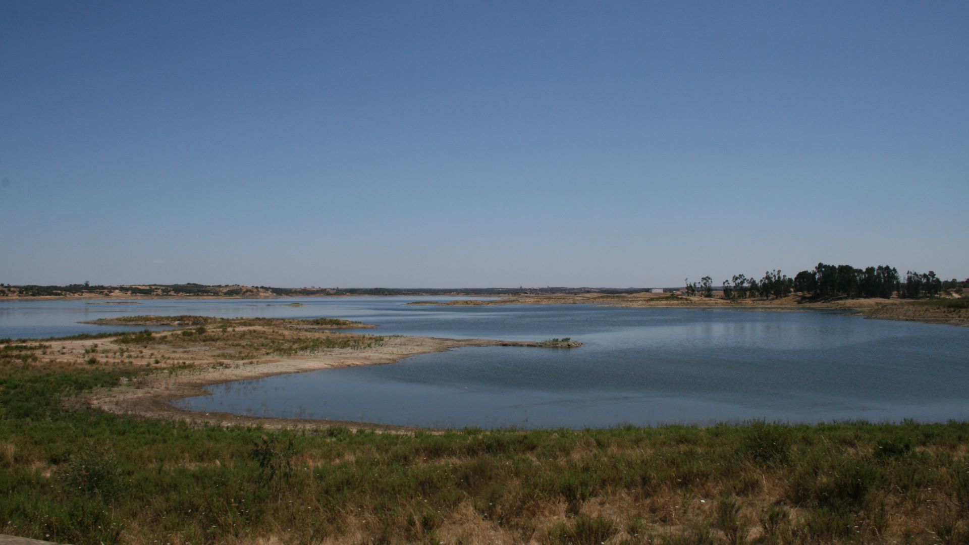 Contrato da obra que leva água de Alqueva ao Monte da Rocha é hoje