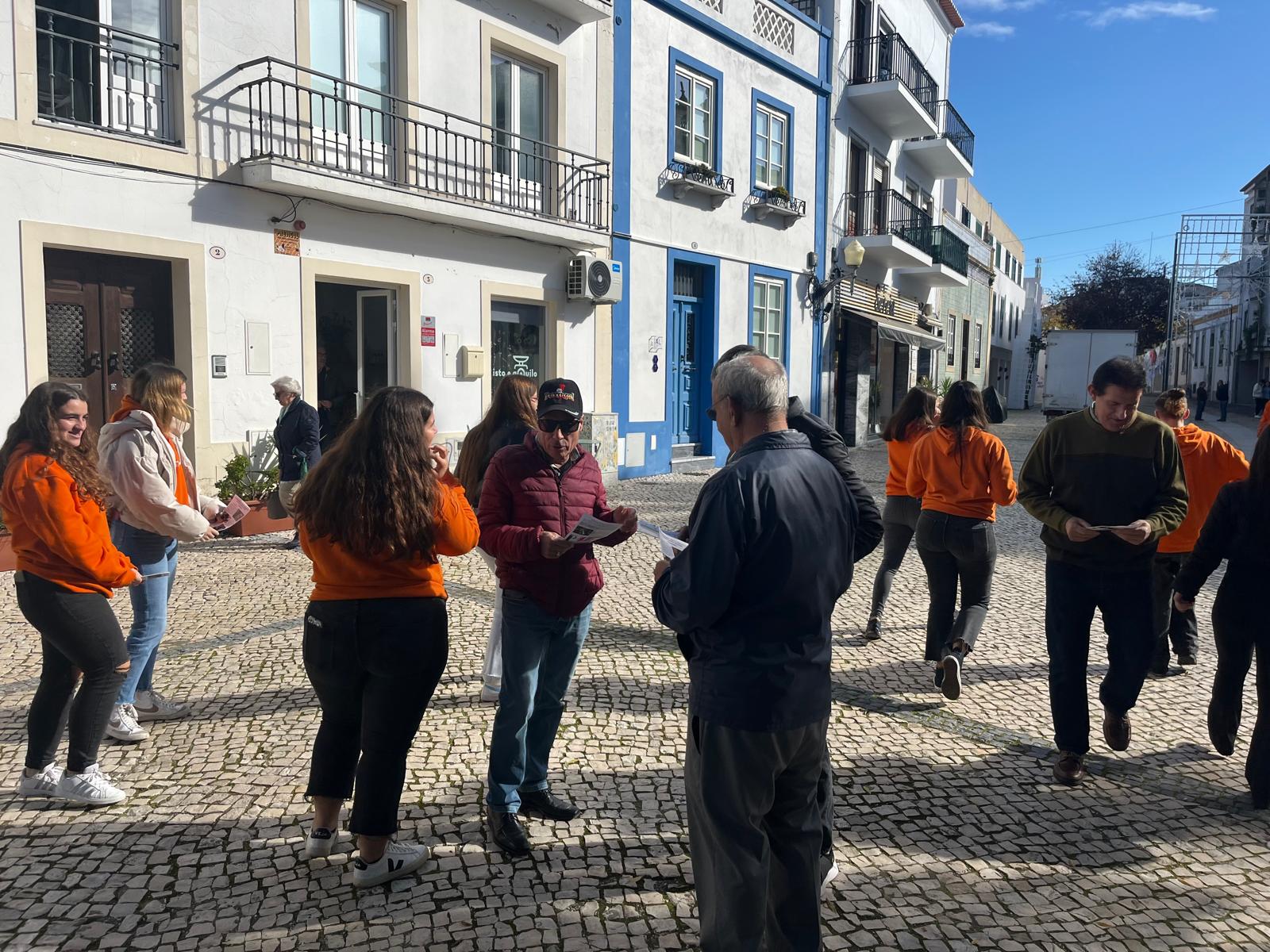 Alunos da Escola Bento de Jesus Caraça dizem STOP à violência contra as mulheres (fotogaleria) - 13 de Dezembro, 2025 foto 6 - Rádio Pax 2025