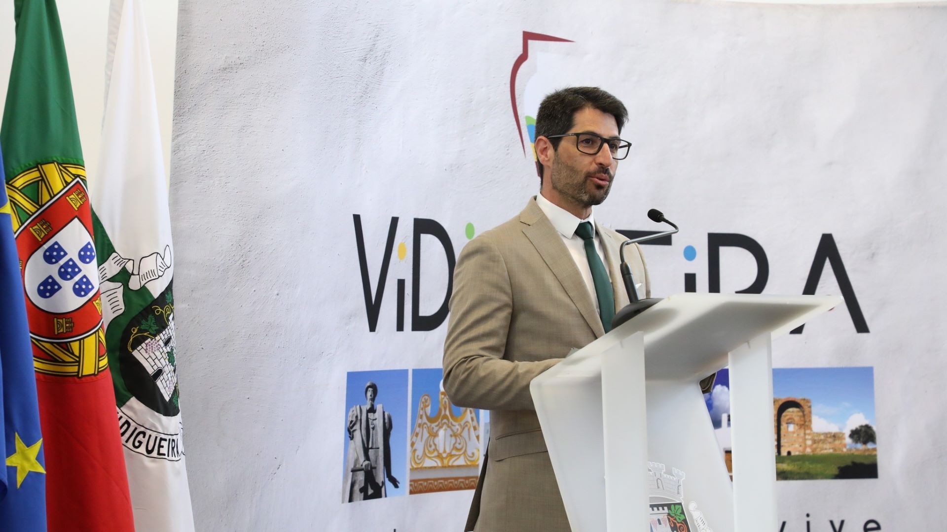 VDG vinho - Rádio Pax 2025