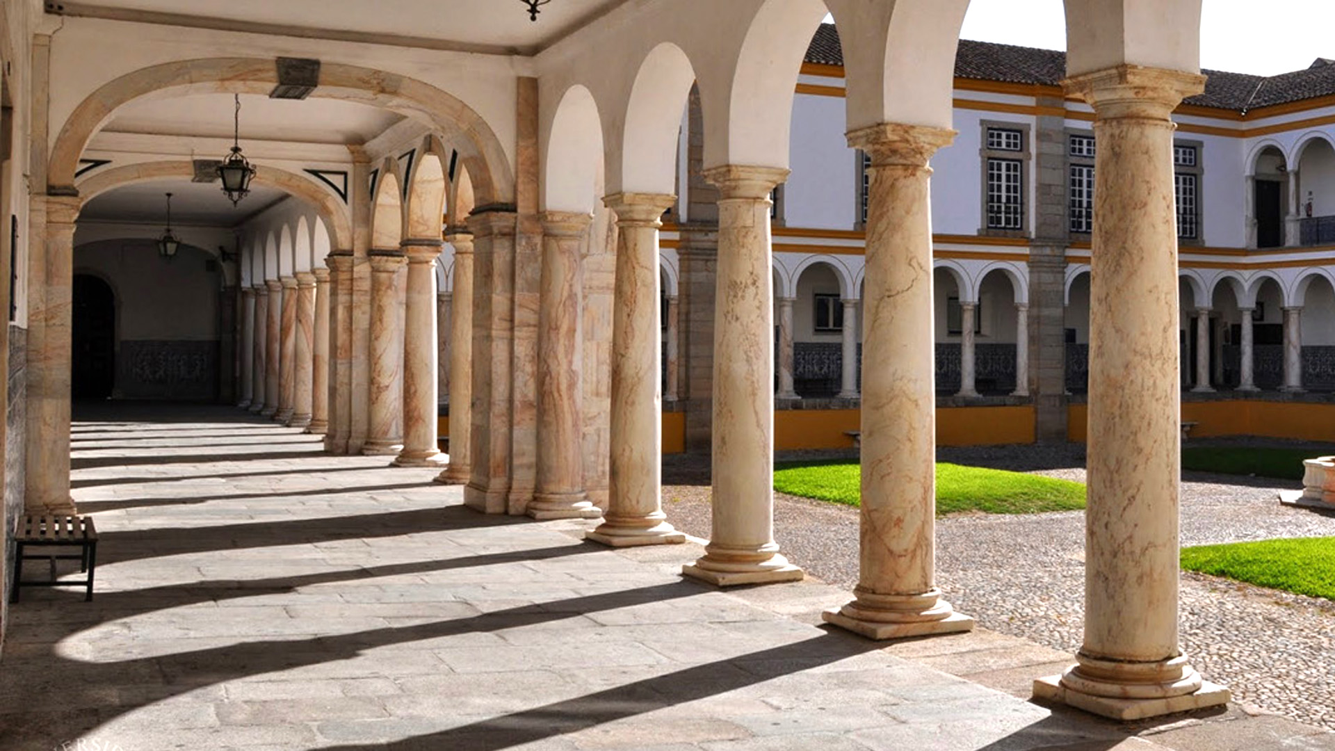 Universidade Evora - Rádio Pax 2026