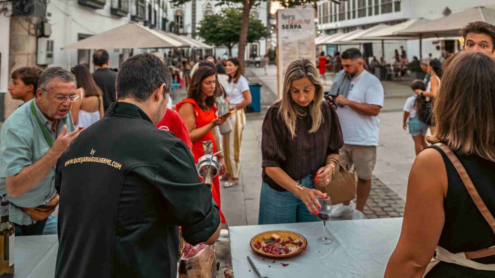 Novo modelo da Feira de Agosto conquista Serpa e confirma sucesso nas ruas do centro histórico (Com Fotogaleria) - 24 de Agosto, 2026 1c41123a 2991 4db4 a1a5 15e7f3d0aec9 - Rádio Pax 2026