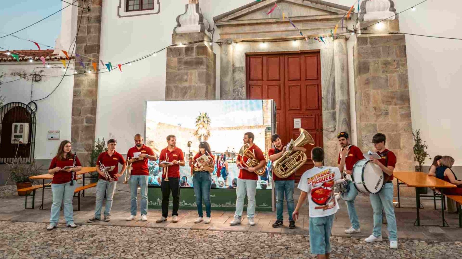 Novo modelo da Feira de Agosto conquista Serpa e confirma sucesso nas ruas do centro histórico (Com Fotogaleria) - 24 de Agosto, 2026 338720a0 7a1a 4256 b014 2e740b379aea - Rádio Pax 2026