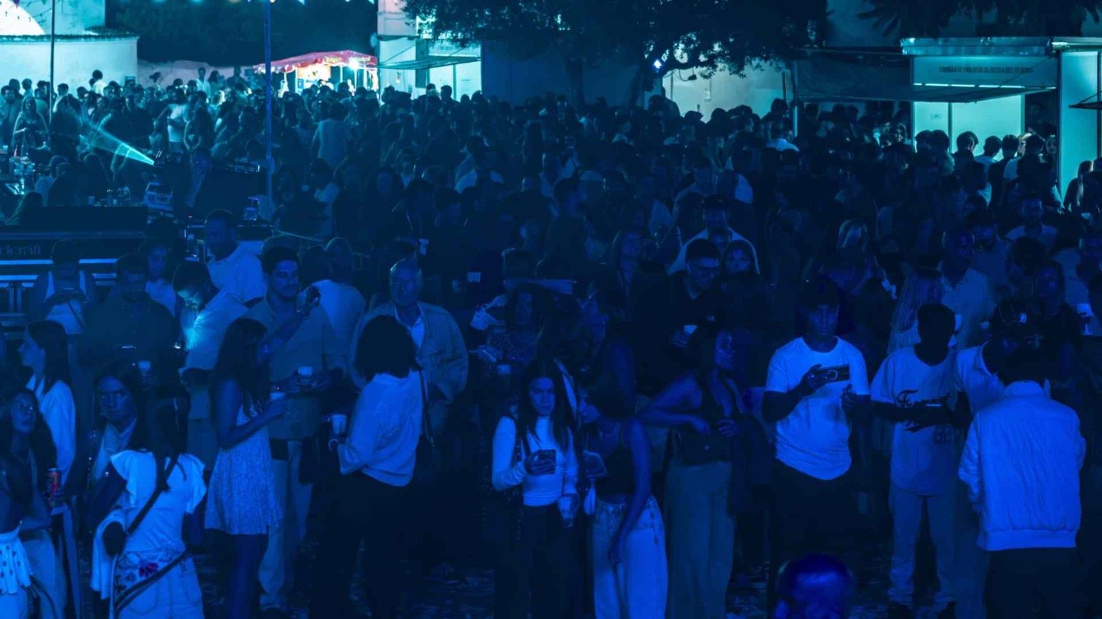 Novo modelo da Feira de Agosto conquista Serpa e confirma sucesso nas ruas do centro histórico (Com Fotogaleria) - 24 de Agosto, 2026 44213286 5218 4eda 983f e154039a0fc7 - Rádio Pax 2026