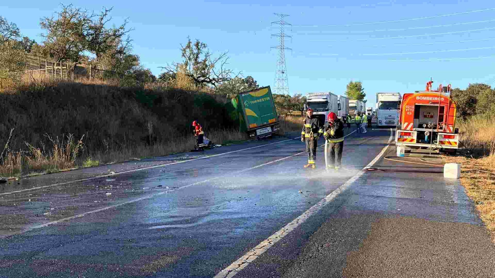Violenta colisão corta IC1 em Ourique: um ferido grave e estrada encerrada nos dois sentidos (Fotogaleria) - 10 de Setembro, 2026 cf856d44 10a7 4cde 9294 9da30ac0570d - Rádio Pax 2026