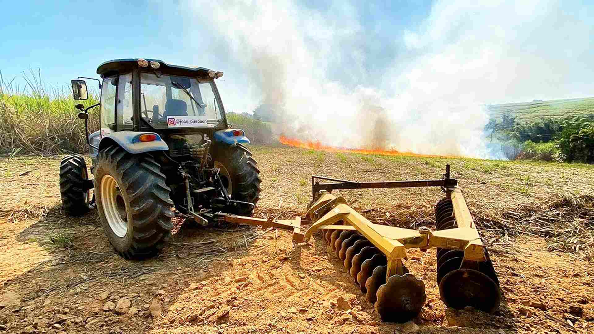 Dez municípios do distrito de Beja vão receber tratores para reforçar a prevenção de incêndios rurais